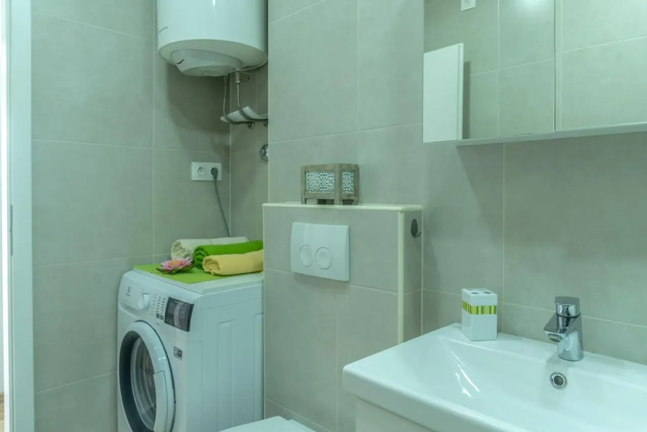 Apartment Bor - On The Beach Malinska