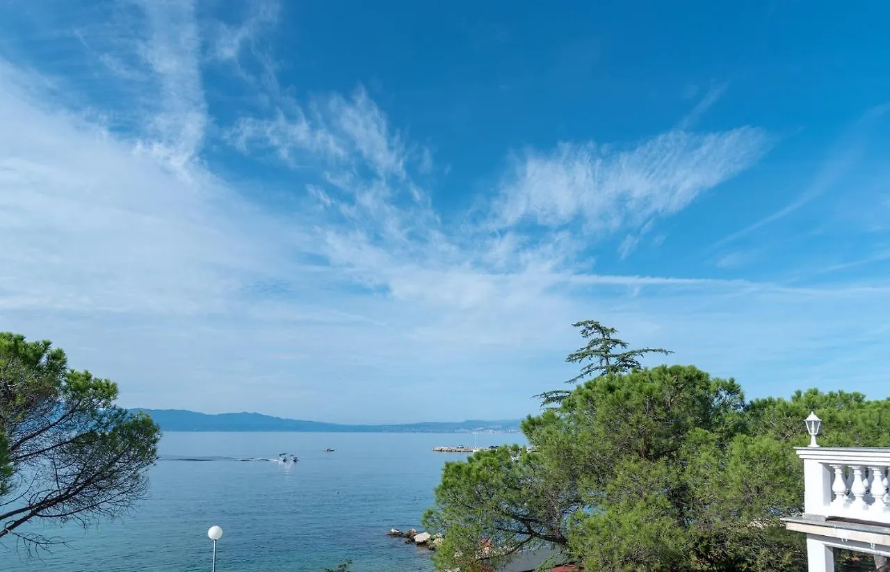 Apartment Bor - On The Beach Malinska Croatia