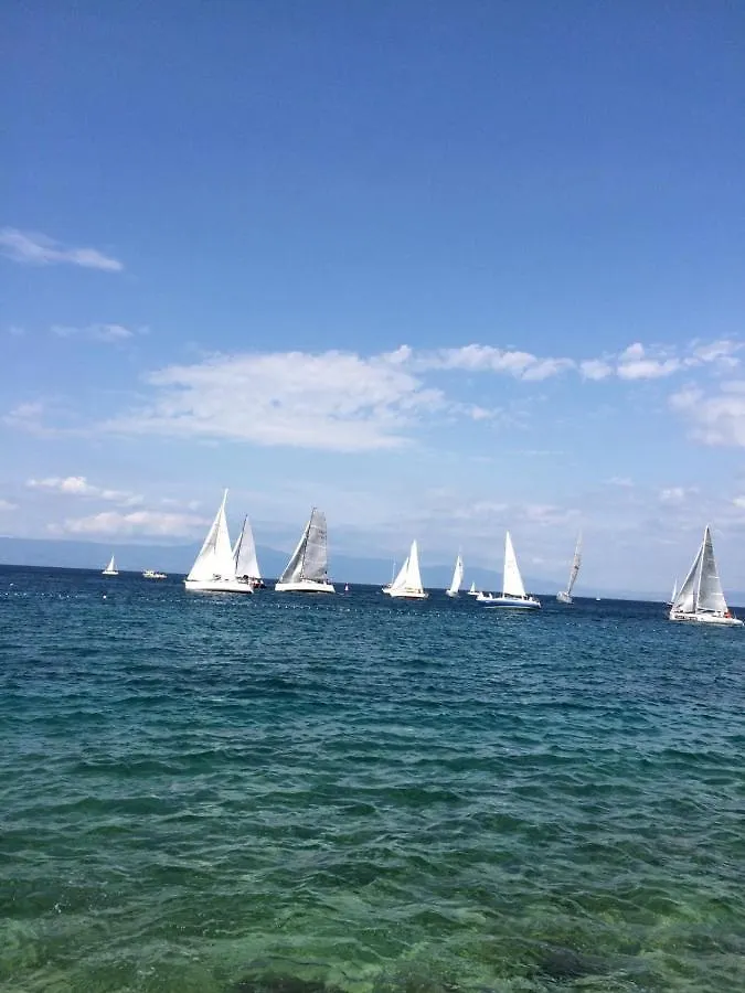 Apartment Bor - On The Beach Malinska